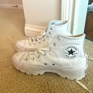 CONVERSE Chuck Taylor All Star Lugged White High Tops